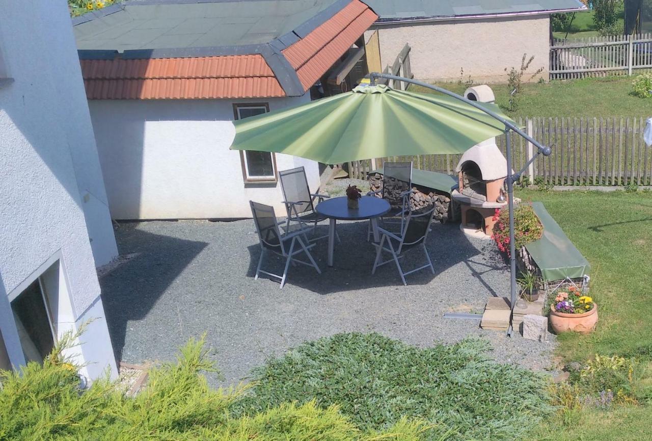 Ferienwohnung Und Pension Guertler Mohlsdorf 外观 照片